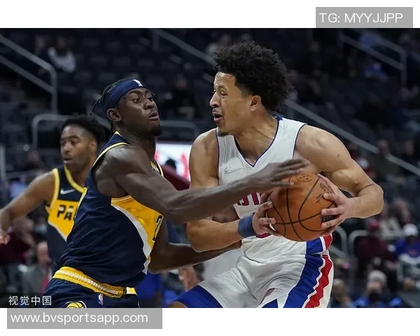 CaptainCade携手康宁汉姆打造独特美队主题球鞋融入个人风格元素